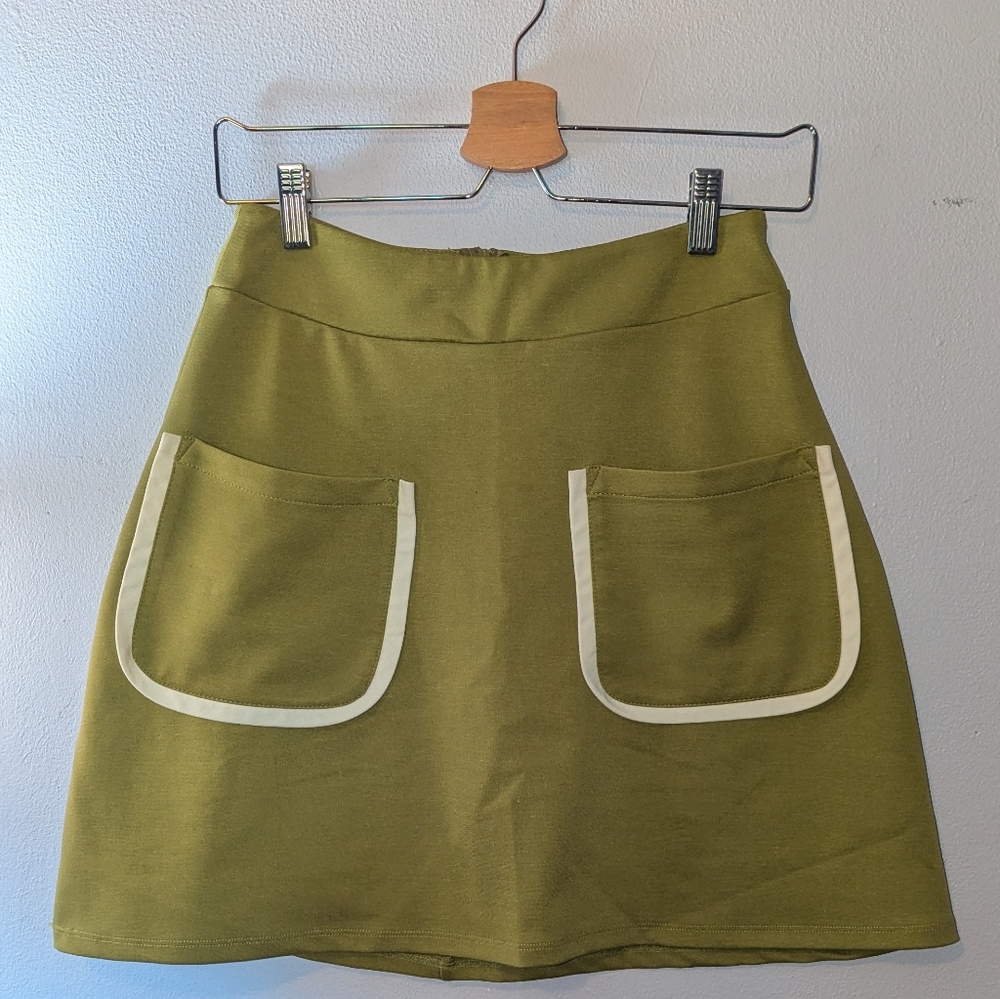 Unique Vintage A-Line Olive Green Skirt